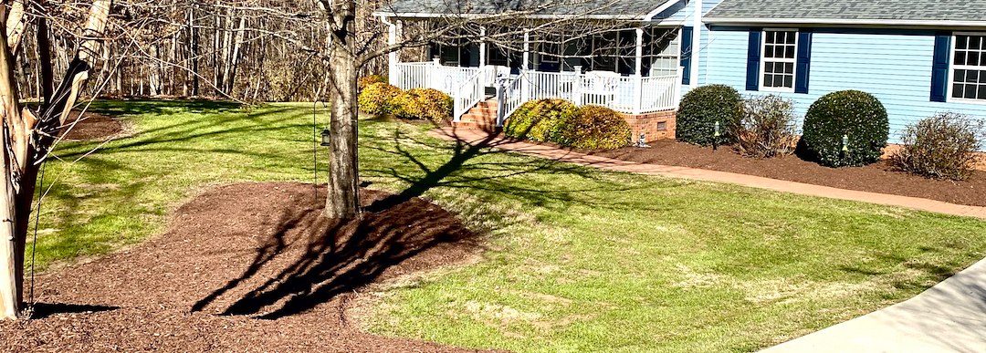 Mulch Installation Clinton SC Thumbnail